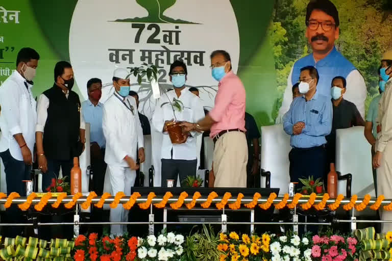 cm hemant soren inaugurated van mahotsav in ranchi