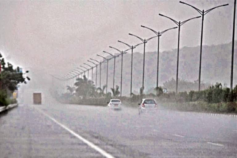 heavy-rain-in-bangalore
