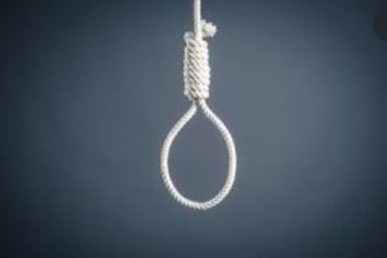 a man  committed suicide in nellore