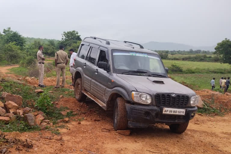 Suspicious vehicle seized in Govindapalli