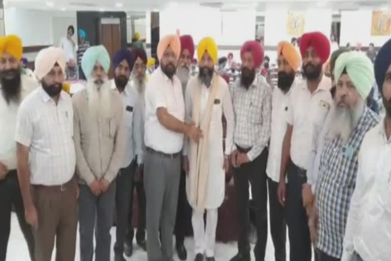 ਮੁਲਾਜ਼ਮਾਂ ਨੇ ਮੰਗਾਂ ਨੂੰ ਲੈ ਕੇ ਕੀਤੀ ਮੀਟਿੰਗ