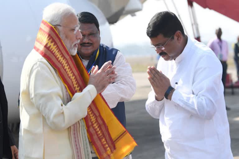 union minister Dharmendra pradhan, Dharmendra pradhan thanked PM narendra modi, animal  husbandry package,  ପଶୁସମ୍ପଦ ପ୍ୟାକେଜକୁ ମଞ୍ଜୁରୀ,  ଧନ୍ୟବାଦ ଦେଲେ ଧର୍ମେନ୍ଦ୍ର, କ୍ୟାବିନେଟ ନିଷ୍ପତ୍ତି,  କେନ୍ଦ୍ରମନ୍ତ୍ରୀ ଧର୍ମେନ୍ଦ୍ର ପ୍ରଧାନ