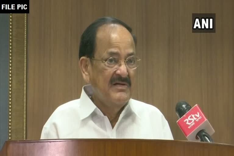 VP Naidu calls meeting of Rajya Sabha floor leaders on July 17 ahead of Parliament monsoon session  Parliament monsoon session  VP Naidu calls meeting of Rajya Sabha floor leaders  രാജ്യസഭ ഫ്ളോര്‍ നേതാക്കളുടെ യോഗം  രാജ്യസഭ നേതാക്കള്‍  ഉപരാഷ്ട്രപതിയും രാജ്യസഭ ചെയർമാനുമായ വെങ്കയ്യ നായിഡു  Vice President and Rajya Sabha Chairman Venkaiah Naidu  കേന്ദ്ര വാണിജ്യ വ്യവസായ മന്ത്രി പീയൂഷ് ഗോയല്‍  Vice President and Rajya Sabha Chairman Venkaiah Naidu