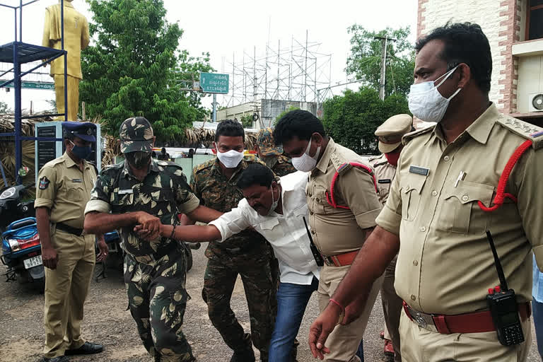 municipal workers protest at guntur