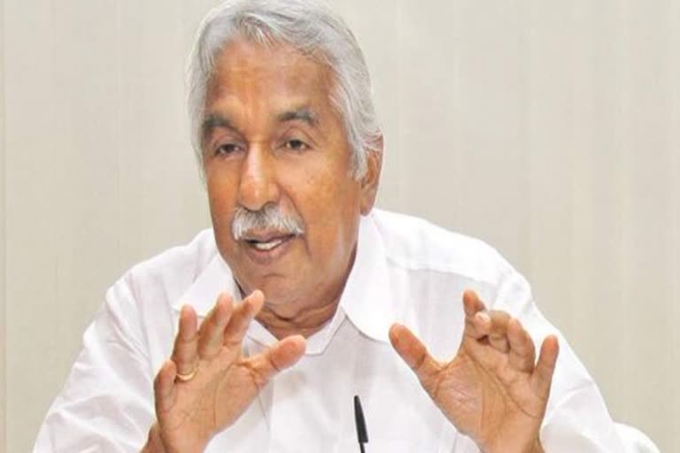 Oommen Chandy  ഉമ്മൻ ചാണ്ടി  ഉമ്മൻ ചാണ്ടി വാർത്ത  ഉമ്മൻ ചാണ്ടി പുതിയ വാർത്ത  Oommen Chandy latest news  Chief Minister  Chief Minister news  CM  CM news  മുഖ്യമന്ത്രി  മുഖ്യമന്ത്രി വ്യാപാരി  മുഖ്യമന്ത്രി വ്യാപാരി വാർത്ത  മുഖ്യമന്ത്രി വ്യാപാരി പുതിയ വാർത്ത  ഉമ്മൻ ചാണ്ടി വ്യാപാരി  ഉമ്മൻ ചാണ്ടി വ്യാപാരി പുതിയ വാർത്ത  വ്യാപാരി  വ്യാപാരി വാർത്ത  വ്യാപാരി പുതിയ വാർത്ത  വ്യാപാരി പ്രതിഷേധം  വ്യാപാരി പ്രതിഷേധം വാർത്ത  വ്യാപാരി പ്രതിഷേധം പുതിയ വാർത്ത