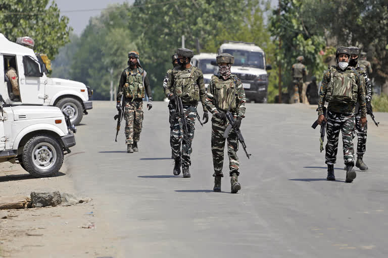 2 unidentified terrorists killed in Srinagar encounter  ജമ്മുവിൽ ഏറ്റുമുട്ടൽ  രണ്ട്‌ തീവ്രവാദികളെ സൈന്യം വധിച്ചു  ജമ്മു  2 unidentified terrorists killed