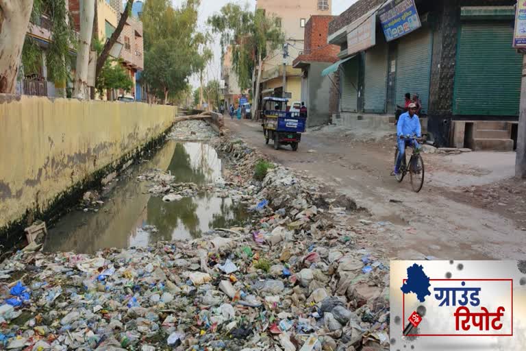 Pump house road of Burari assembly dilapidated for many years