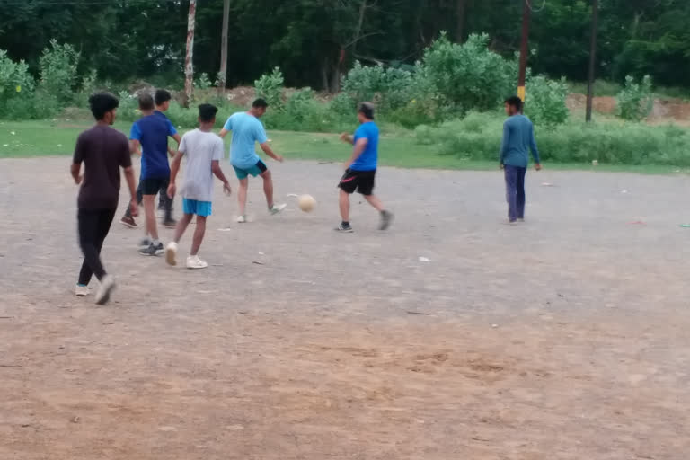 Players suffered loss due to non-organization of summer camp during Corona period in raipur