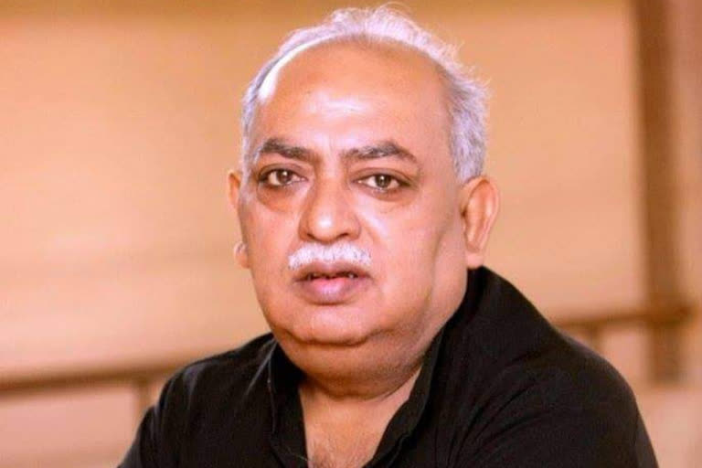 Poet Munawwar Rana  Munawwar Rana threatens to leave UP  Munawwar Rana news  Uttar Pradesh assembly elections  Munawwar Rana slams Owaisi  മുനവ്വർ റാണ  മുനവ്വർ റാണ കവി  യോഗി ആദിത്യനാഥിനെതിരെ മുനവ്വർ റാണ  മുനവ്വർ റാണ വാർത്ത  ഉത്തർപ്രദേശ് തെരഞ്ഞെടുപ്പ്