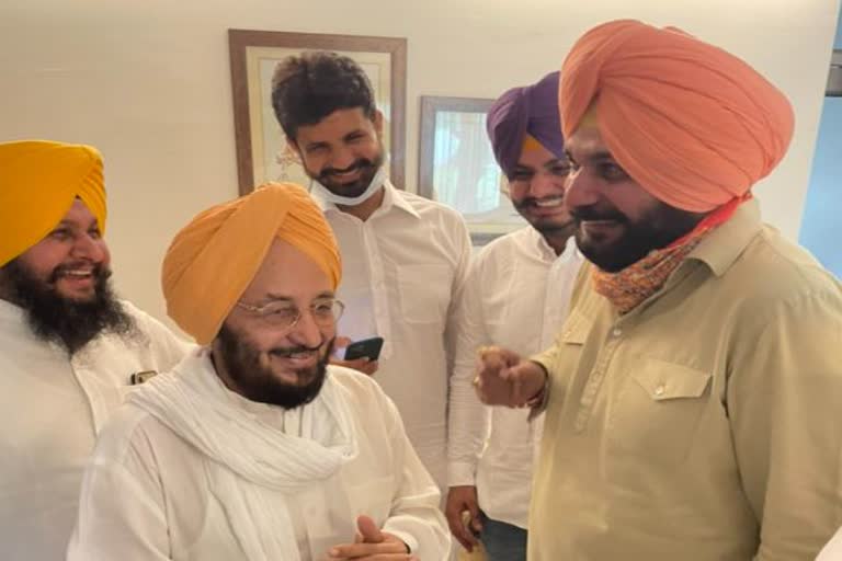 Celebrations break out in Punjab after Navjot Singh Sidhu appointed PPCC chief