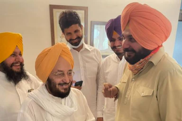 party workers in celebration mood in-punjab-after-navjot-singh-sidhu-appointed-ppcc-chief