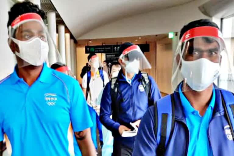 Tokyo Olympic  टोक्यो ओलंपिक  टोक्यो पहुंचा भारतीय दल  खेल गांव  Sports Olympics India 3rd Lead Arrival  lead  arrival  खेल समाचार  टोक्यो न्यूज