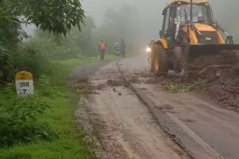 heavy rains in Ratnagiri; landslide in amba Ghat