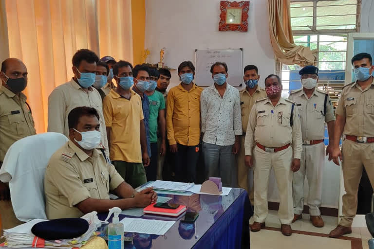 hoshangabad police arrested accused