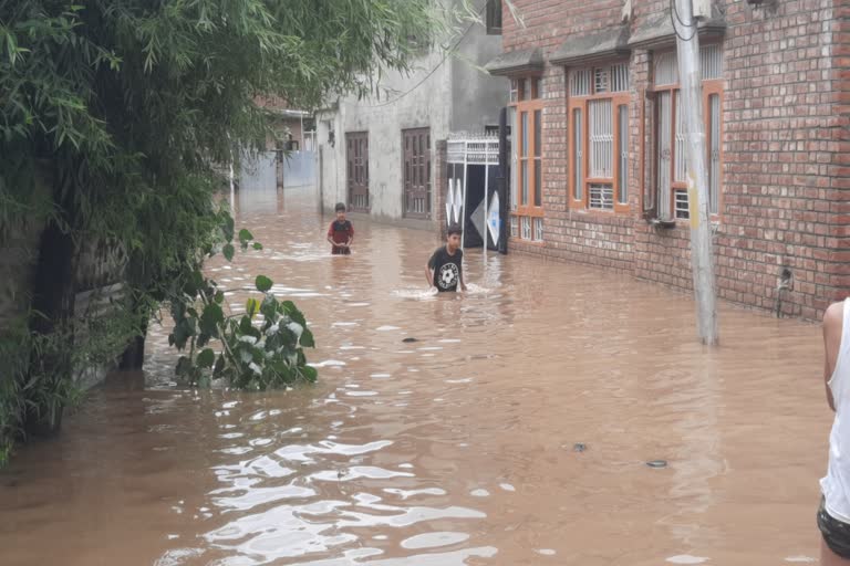 flash-floods in pehru area of anantnag