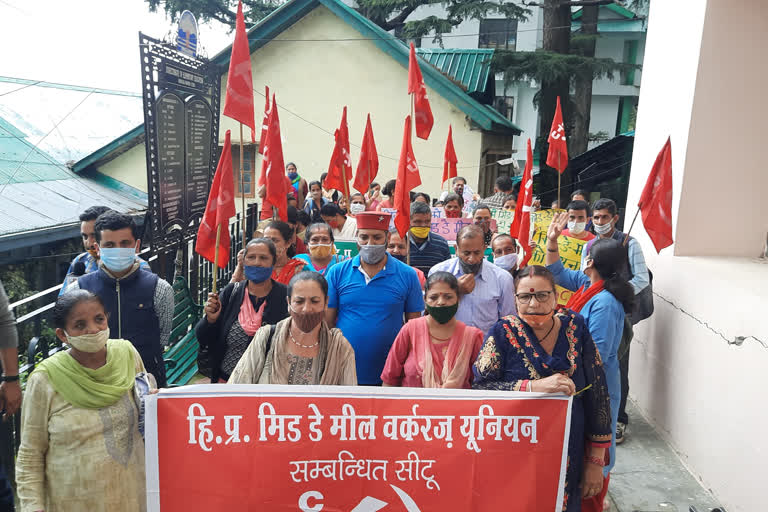 mid day meal workers, मिड-डे मील वर्कर्स