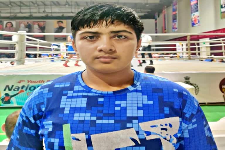 युवा राष्ट्रीय मुक्केबाजी चैंपियनशिप  दिल्ली पब्लिक स्कूल  मुक्केबाज दीपिका  विश्व चैंपियन अल्फिया पठान  world champion alfia pathan  Boxer Deepika  Delhi Public School  Youth National Boxing Championship