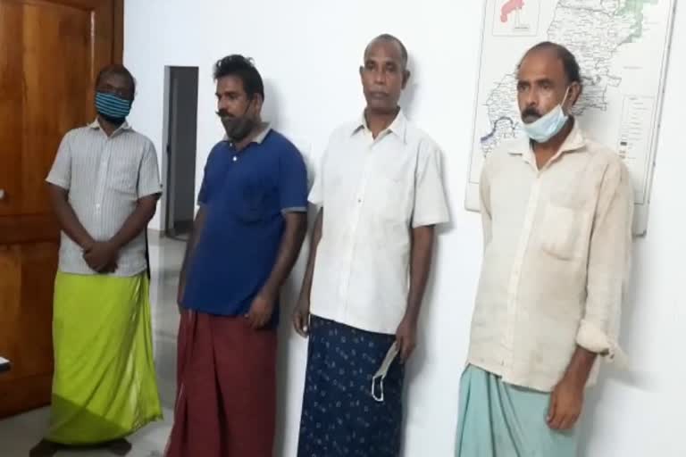 sandalwood  Malappuram  ചന്ദനം  ചന്ദനം മുറിക്കുക  Four arrested