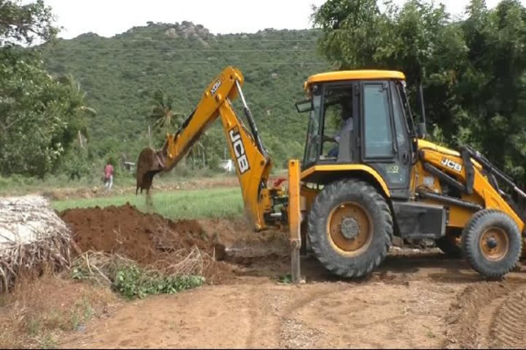 over-40-years-pond-occupation-removed-as-per-court-order-in-chengalpattu