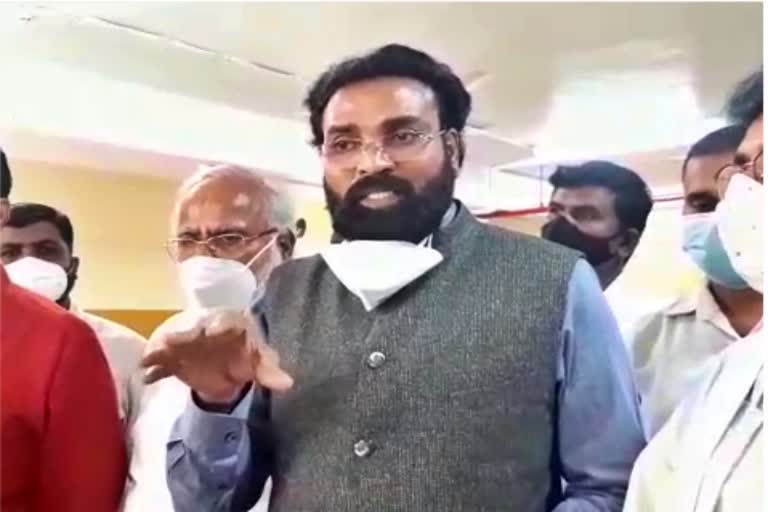 Minister Sriramulu