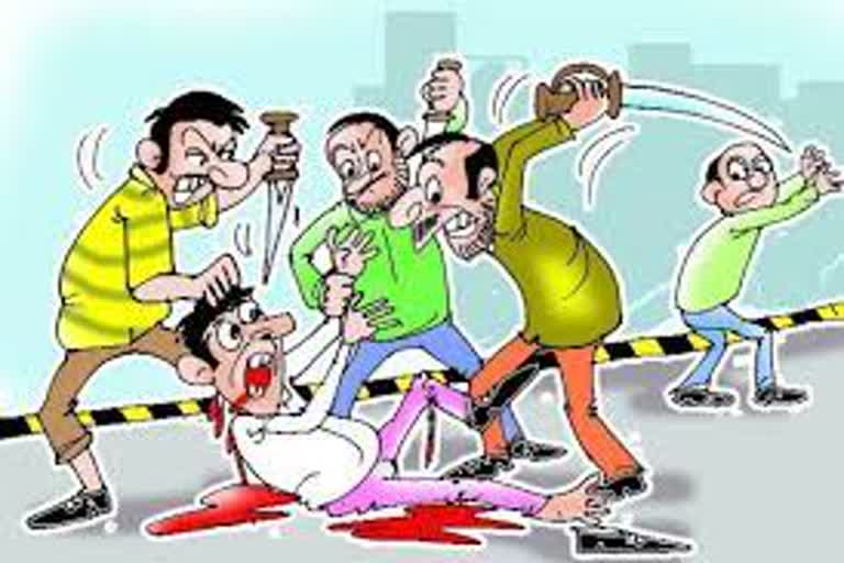 कानपुर: प्रॉपर्टी के विवाद में कारोबारी पर चाकू से हमला, पिता-पुत्र गिरफ्तार