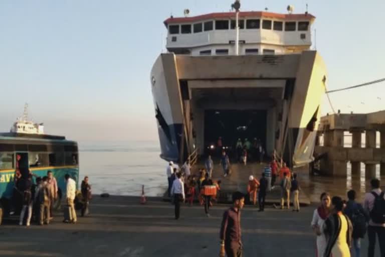 મેઈન્ટેનન્સના કારણે ભાવનગર અને સુરત વચ્ચે Roro Ferry 24 જુલાઈથી 15 દિવસ માટે બંધ રહેશે