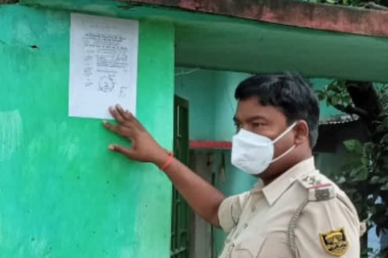 Police pasted notice at absconding accused house