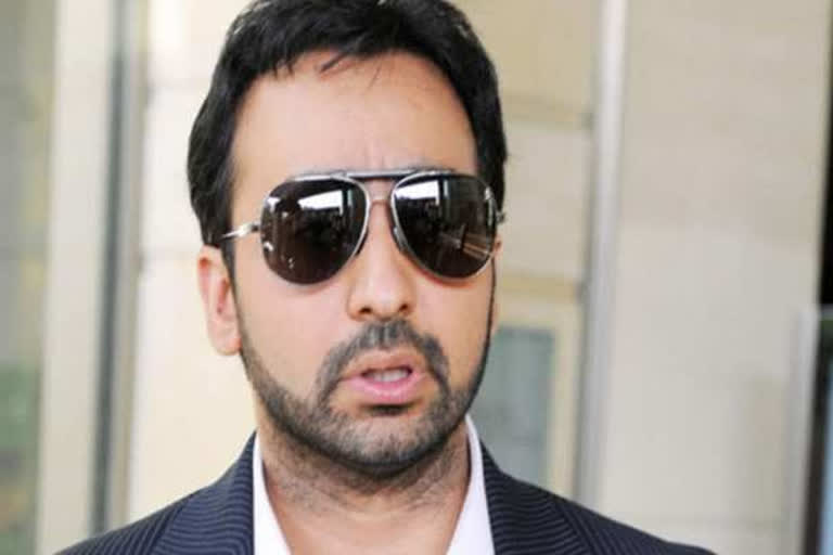 Raj Kundra bribes Crime Branch?