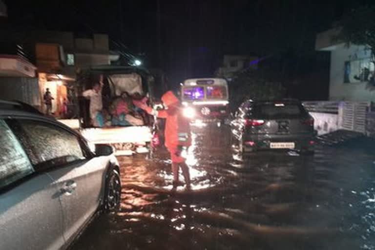 മഹദി മണ്ണിടിച്ചല്‍  Maharashtra government  Mahad Landslide  Landslide  മഹാരാഷ്ട്ര സര്‍ക്കാര്‍  അദിതി തത്‌കറെ  Minister Aditi Tatkare  Aditi Tatkare