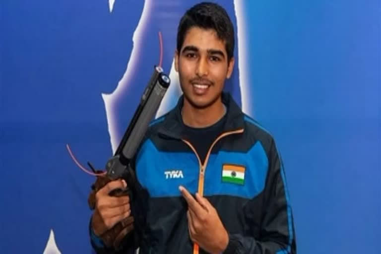 Saurabh Chaudhary fires his way in to final