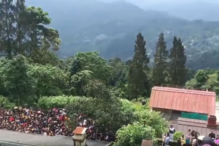 chaos at Covid Vaccination center in Darjeeling