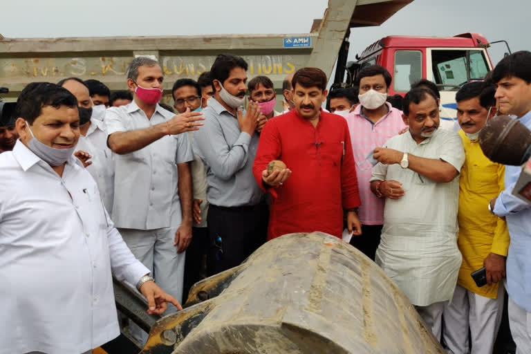 North East Delhi MP Manoj Tiwari launches Yamuna River Front work