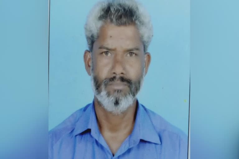 തൃശ്ശൂര്‍ മെഡിക്കല്‍ കോളജ്  വയോധികന്‍റെ മൃതദേഹം തോട്ടിൽ നിന്ന് കണ്ടെത്തി  ആശുപത്രിയിൽ നിന്ന് കാണാതായി  Thrissur Medical College  Thrissur Medical College was found streams  missing elderly man