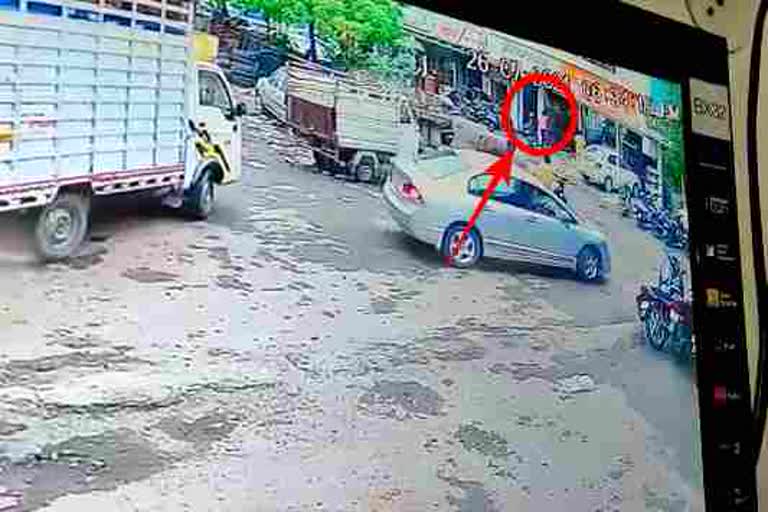 cctv footage,  Firing on tire businessman