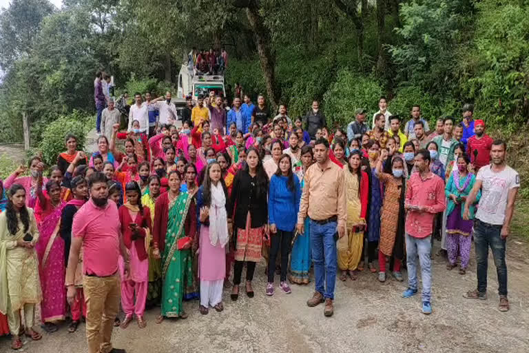 Almora Villagers protest