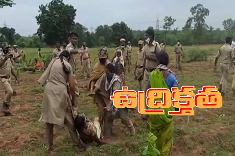 Clashes between forest personnel