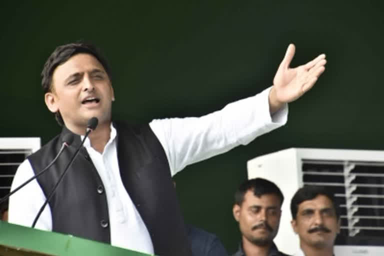 BJP using e-Ravanas' on social media to spread propaganda and hatred: Akhilesh Yadav