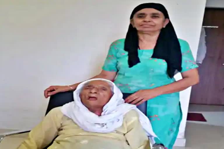 athlete Man Kaur dies  दिग्गज एथलीट मान कौर  बीबी मान कौर का निधन  गॉल ब्लेडर कैंसर  105 साल की एथलीट  105 year old athlete  Gall Bladder Cancer  Sports News in Hindi  खेल समाचार  player death