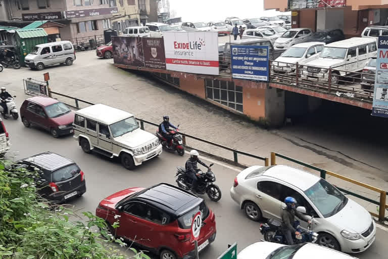 traffic jam in shimla on monday