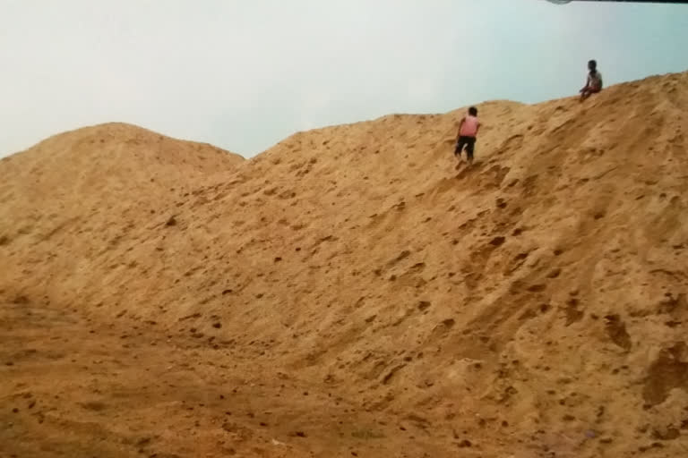 Contractors are storing sand in large quantities in Korba