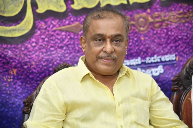 veteran singer Hamsalekha