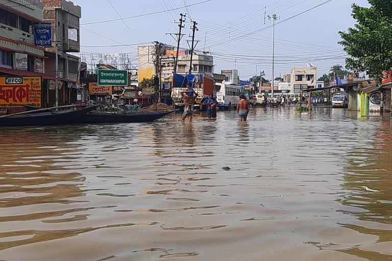 ডিভিসির ছাড়া জলে প্লাবিত উদয়নারায়ণপুর ও আমতা