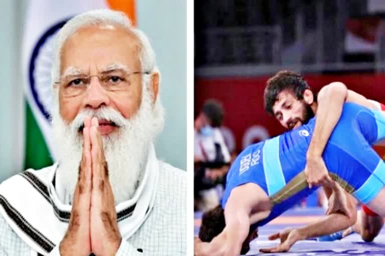 prime minister narendra modi  modi congratulated wrestler ravi kumar  wrestler ravi kumar  silver medal win  पीएम मोदी  पहलवान रवि कुमार दहिया  टोक्यो ओलंपिक 2020