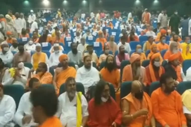 ધર્મસત્તા સ્થાપવા 2022ની ચૂંટણી પહેલા ગુજરાતમાં સંત સંમેલન