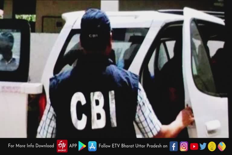 महिला समेत तीन को CBI ने दबोचा