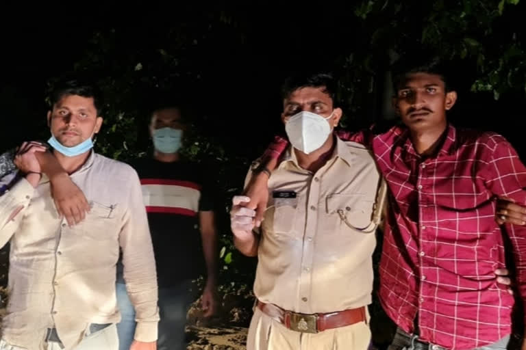 greater noida kasna police arrested four miscreants after encounter