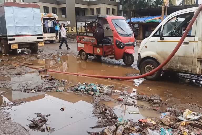 medicine salers reaction after flood situation over soaked medicine