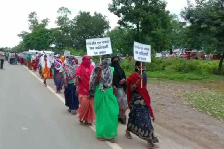 Villagers took out a rally against the steel plant in Bastar