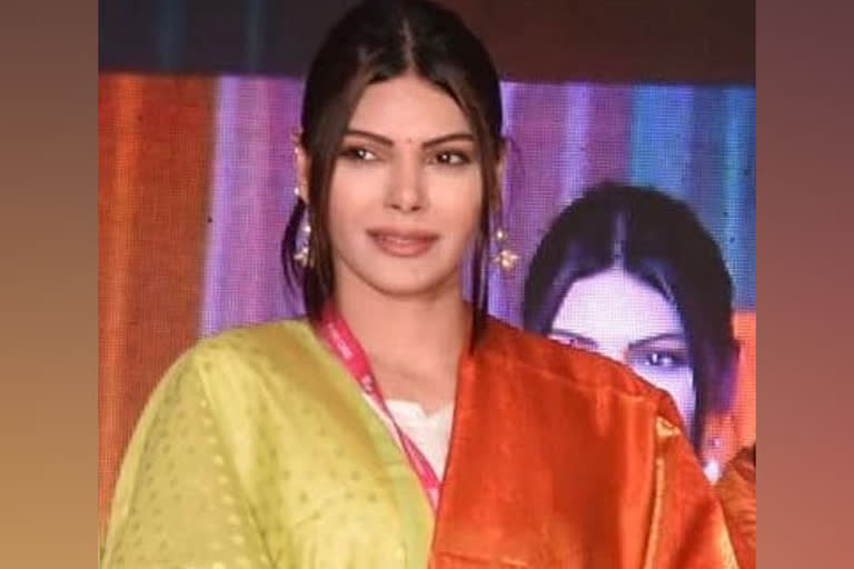 Mumbai crime branch summons Sherlyn Chopra