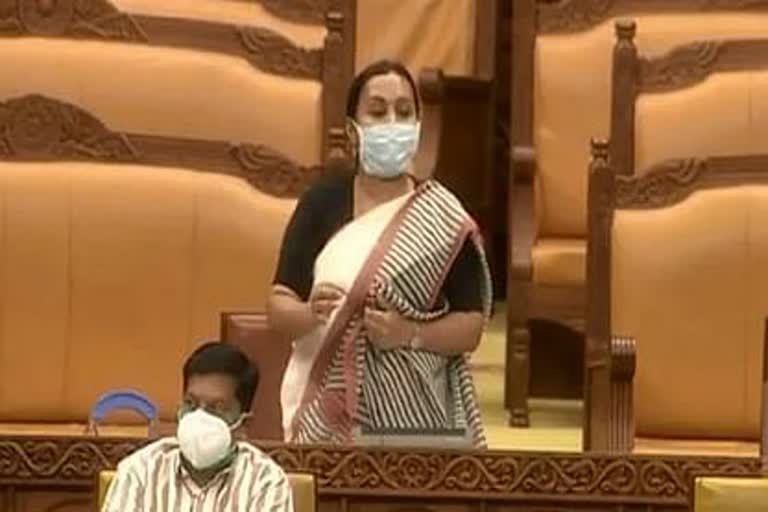 Health Minister says no relaxation in Covid restrictions  relaxation in Covid restrictions  Covid restrictions  Covid  Covid 19  Health Minister  kerala covid  kerala lockdown  സംസ്ഥാനത്ത് കൊവിഡ് നിയന്ത്രണങ്ങളിൽ ഇളവ് നൽകില്ലെന്ന് ആരോഗ്യ മന്ത്രി  കൊവിഡ് നിയന്ത്രണങ്ങളിൽ ഇളവ് നൽകില്ലെന്ന് ആരോഗ്യ മന്ത്രി  കൊവിഡ് നിയന്ത്രണങ്ങളിൽ ഇളവ് നൽകില്ല  ആരോഗ്യ മന്ത്രി  ആരോഗ്യ മന്ത്രി വീണ ജോർജ്  വീണ ജോർജ്  കൊവിഡ്  കേരള കൊവിഡ്